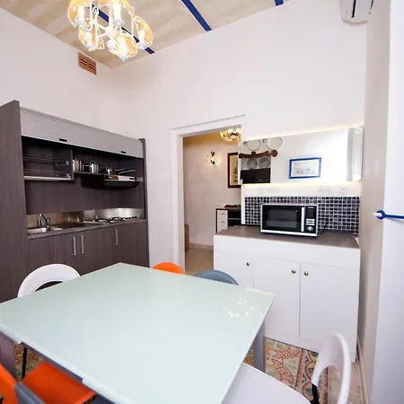 דירה Gorgina - Ad 1565 House Of Character With Seaviews בירגו