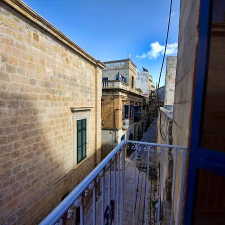 Gorgina - Ad 1565 House Of Character With Seaviews * Birgu