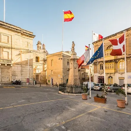 Gorgina - Ad 1565 House Of Character With Seaviews Birgu